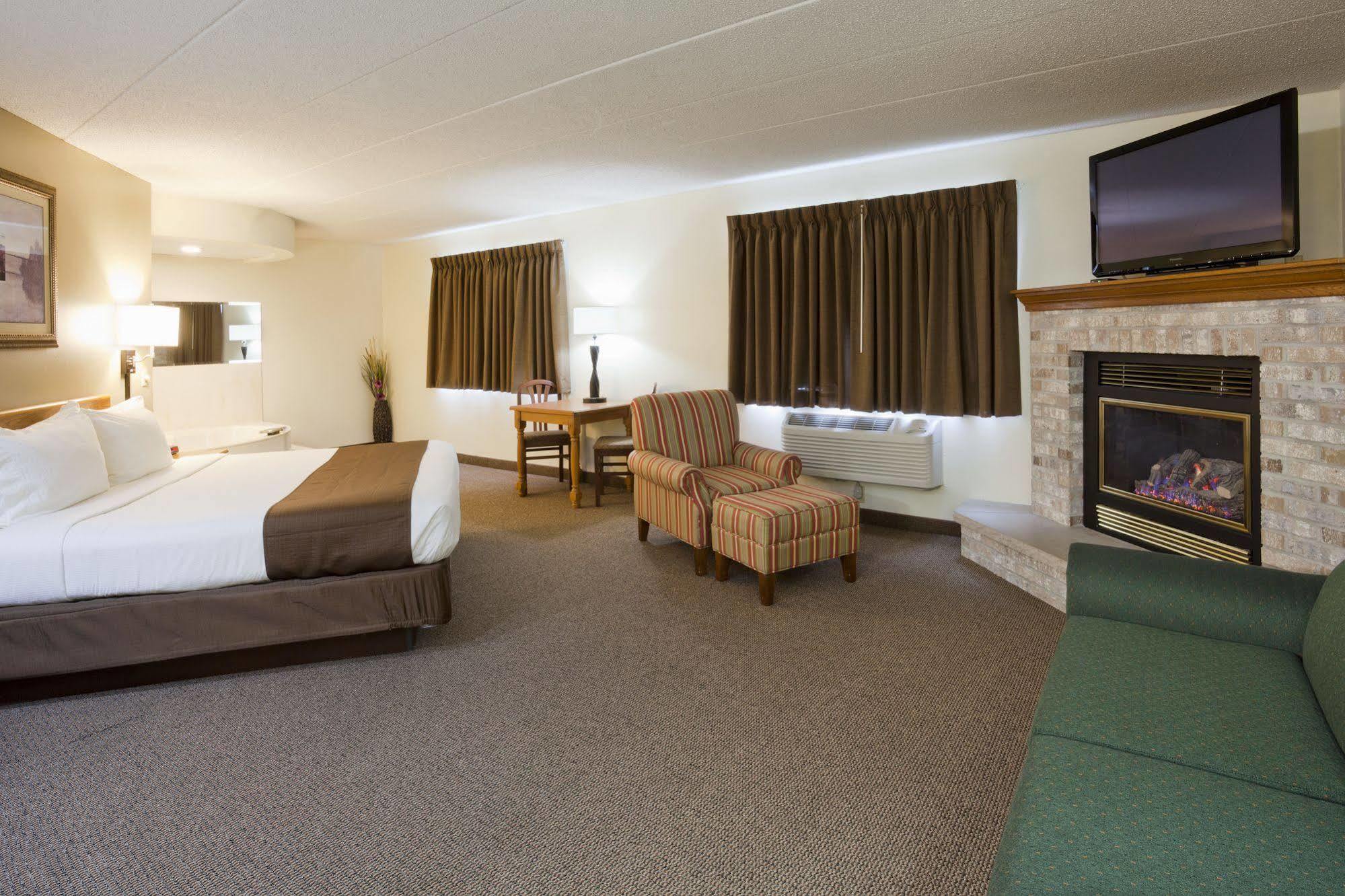 Paynesville Inn & Suites Eksteriør bilde